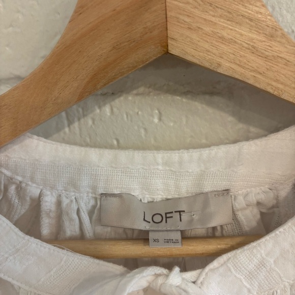LOFT Tie Neck Puff Sleeve Top - Picture 5 of 5
